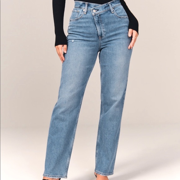 Curve Love 90’s Ultra High Rise Straight Jean 28 - Picture 1 of 3